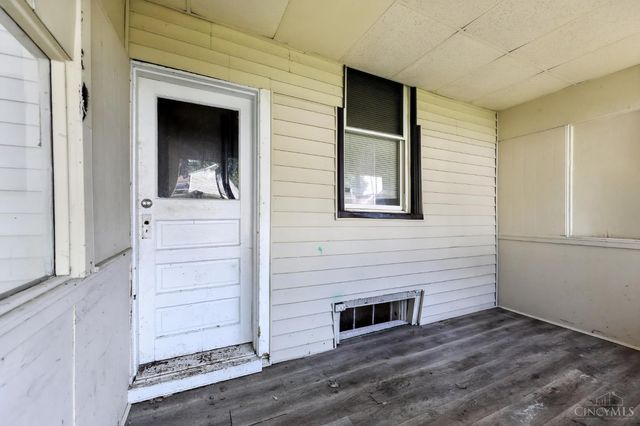 6823 Betts Avenue, North College Hill, OH 45239