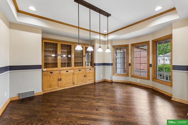 1350 N Bristolwood Drive, Fremont, NE 68025