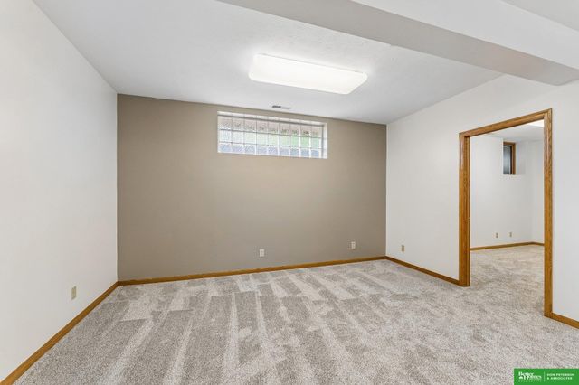 1350 N Bristolwood Drive, Fremont, NE 68025