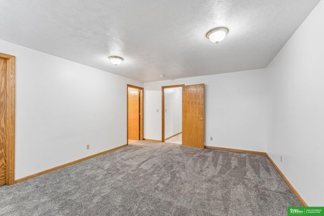1350 N Bristolwood Drive, Fremont, NE 68025