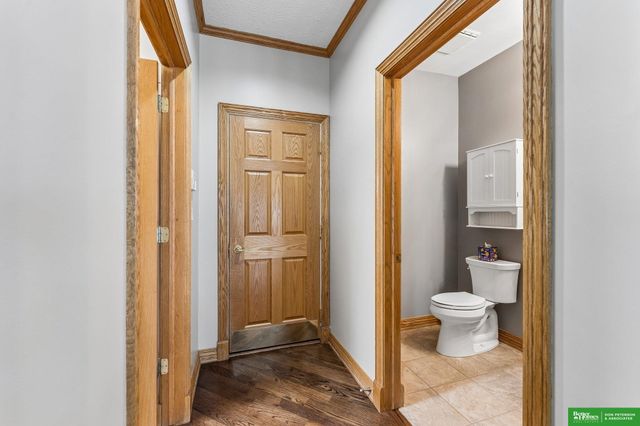 1350 N Bristolwood Drive, Fremont, NE 68025