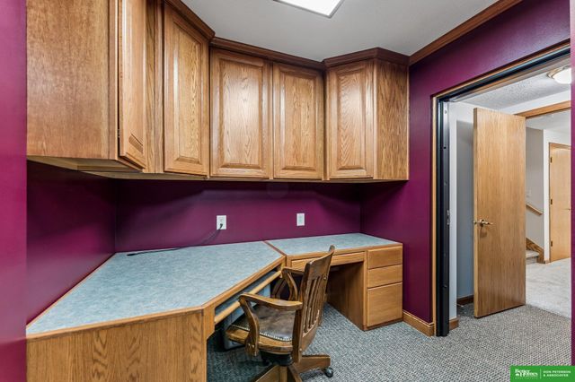 1350 N Bristolwood Drive, Fremont, NE 68025