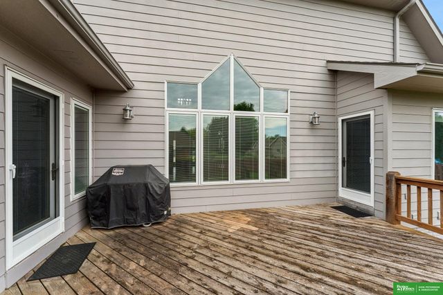 1350 N Bristolwood Drive, Fremont, NE 68025