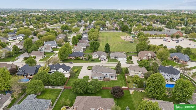 1350 N Bristolwood Drive, Fremont, NE 68025