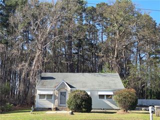 5005 Five Forks Trickum Road SW, Lilburn, GA 30047