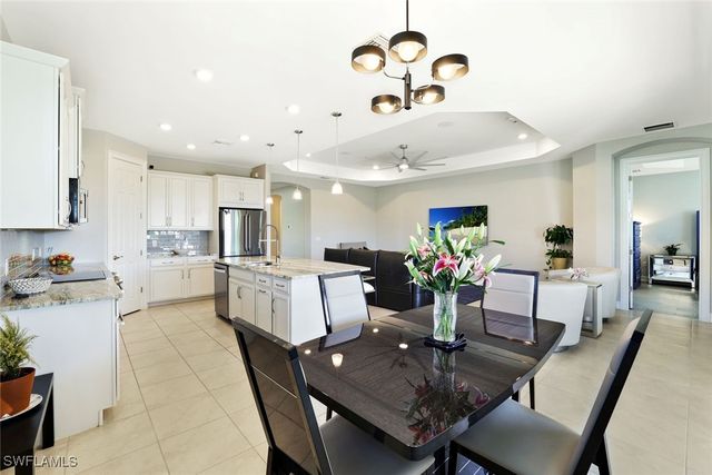 18680 Ensenada DR, Naples, FL 34114