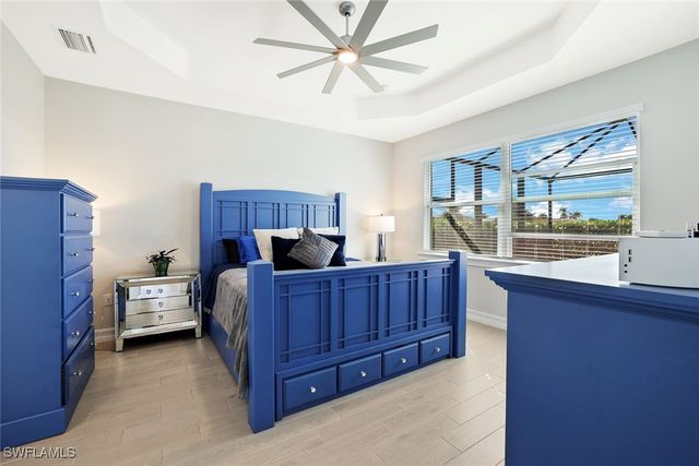 18680 Ensenada DR, Naples, FL 34114