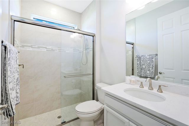 18680 Ensenada DR, Naples, FL 34114