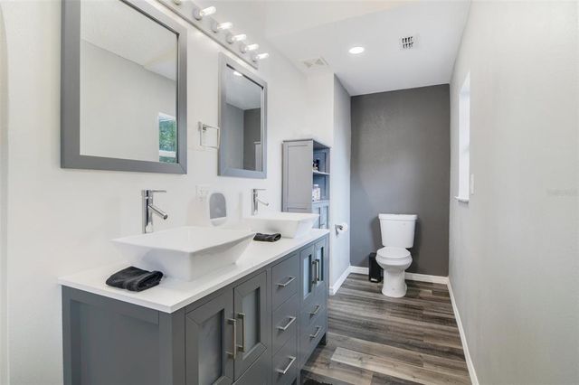 102 ROYALTY CIRCLE, Sanford, FL 32771