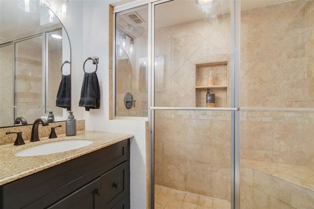 102 ROYALTY CIRCLE, Sanford, FL 32771