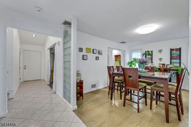 45 Kershner Pl, Fair Lawn Boro, NJ 07410