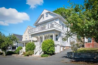 33 Highland St 2, Swampscott, MA 01907