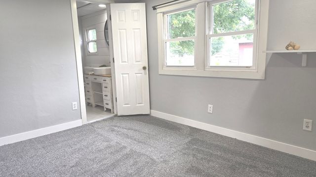 201 4th Street, Colona, IL 61241