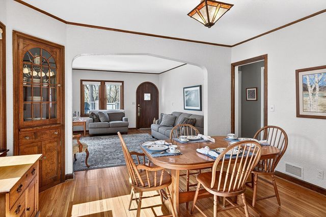 1832 York Avenue N, Golden Valley, MN 55422