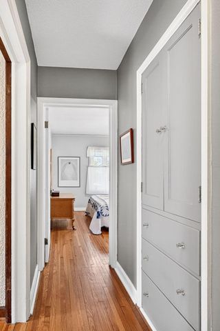 1832 York Avenue N, Golden Valley, MN 55422