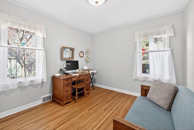 1832 York Avenue N, Golden Valley, MN 55422