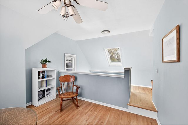 1832 York Avenue N, Golden Valley, MN 55422