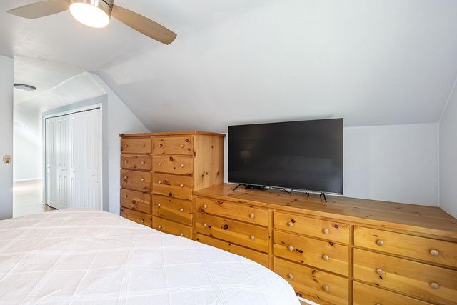 1832 York Avenue N, Golden Valley, MN 55422