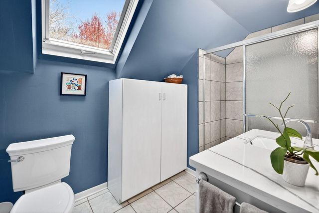 1832 York Avenue N, Golden Valley, MN 55422