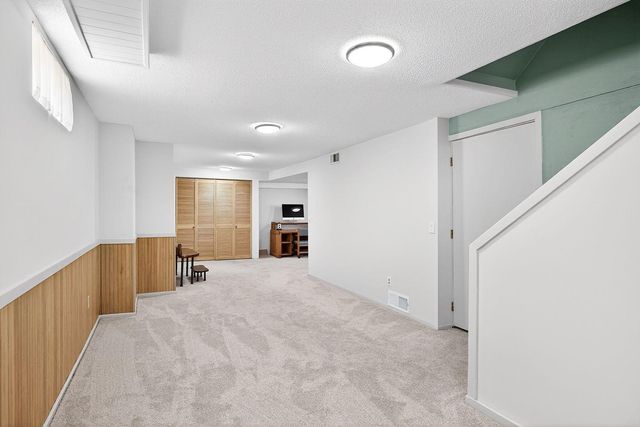 1832 York Avenue N, Golden Valley, MN 55422