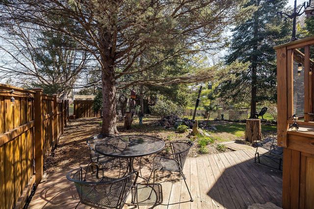 1832 York Avenue N, Golden Valley, MN 55422