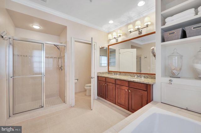 705 LYLES LN, Alexandria, VA 22314