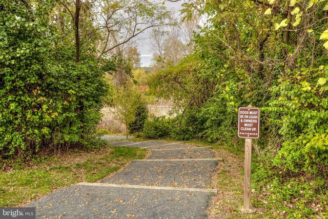 705 LYLES LN, Alexandria, VA 22314