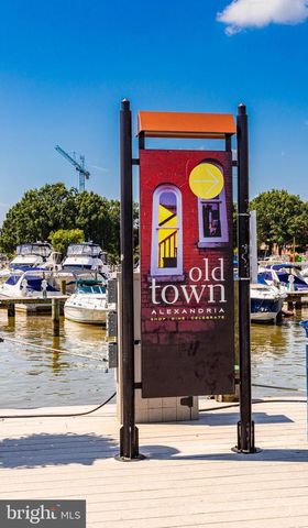 705 LYLES LN, Alexandria, VA 22314