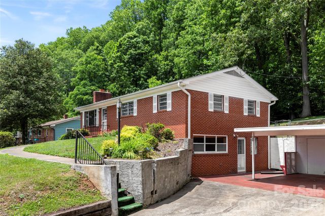 309 Oak Hill Road, Candler, NC 28715