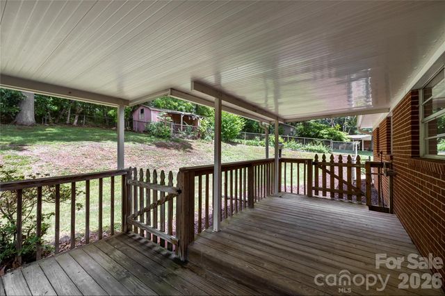 309 Oak Hill Road, Candler, NC 28715