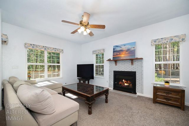 2455 Granite Chief Pl, Foresthill, CA 95631