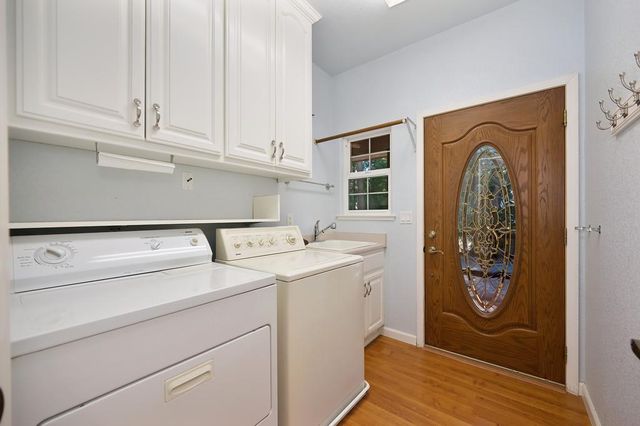 2455 Granite Chief Pl, Foresthill, CA 95631