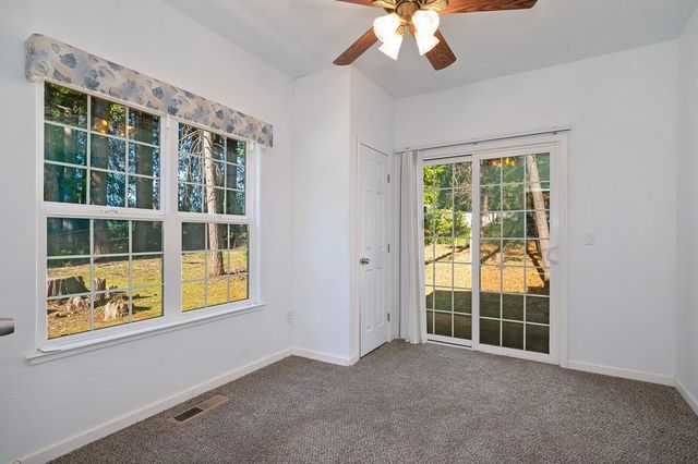 2455 Granite Chief Pl, Foresthill, CA 95631