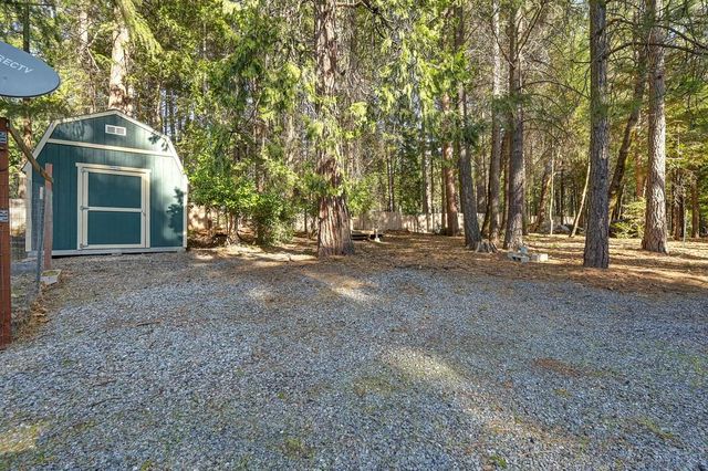 2455 Granite Chief Pl, Foresthill, CA 95631