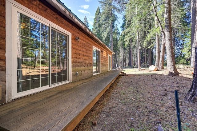 2455 Granite Chief Pl, Foresthill, CA 95631