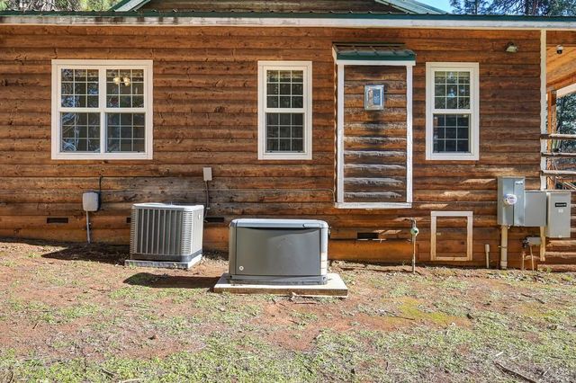 2455 Granite Chief Pl, Foresthill, CA 95631