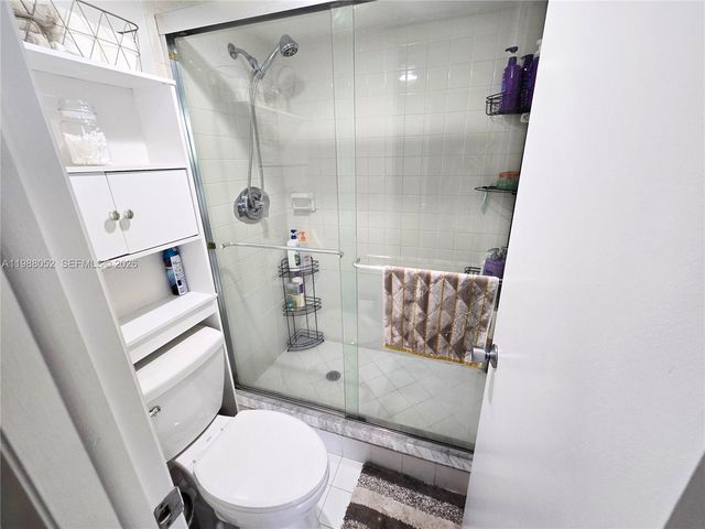 1811 Sabal Palm Drive 408, Davie, FL 33324