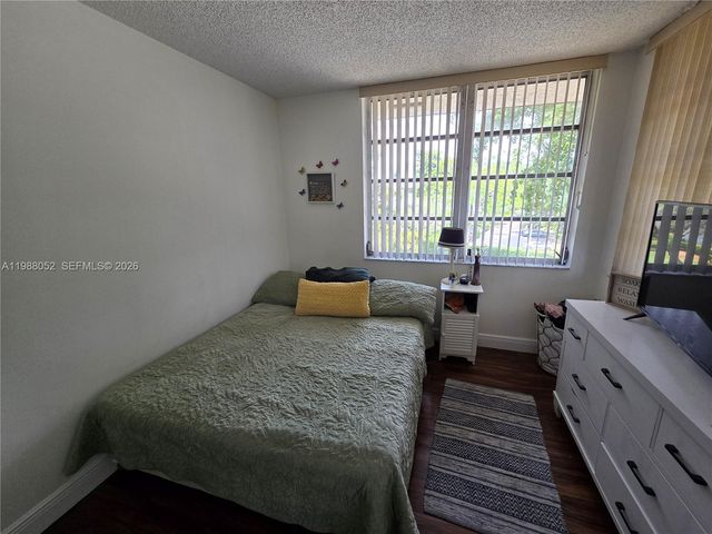1811 Sabal Palm Drive 408, Davie, FL 33324