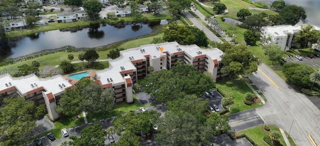 1811 Sabal Palm Drive 408, Davie, FL 33324