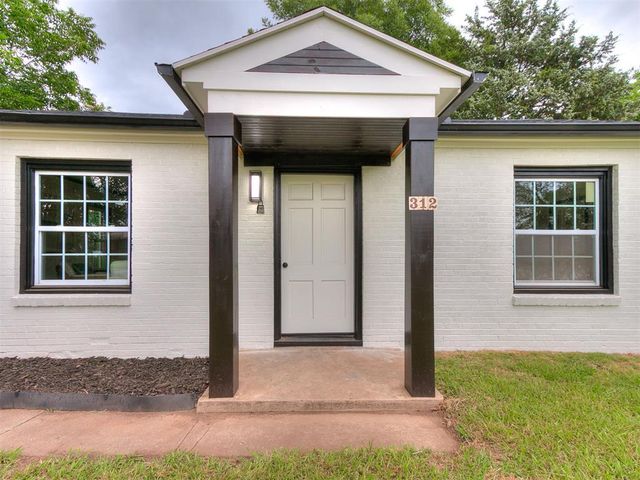 312 N Base Avenue, Norman, OK 73069