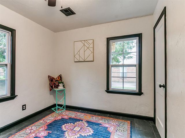 312 N Base Avenue, Norman, OK 73069