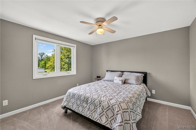 6090 Meadow Lakes Drive, Clarence, NY 14051