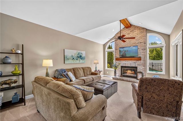 6090 Meadow Lakes Drive, Clarence, NY 14051