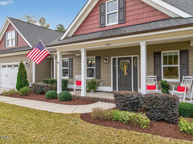 2324 Kingston Wood Drive, Fuquay Varina, NC 27526