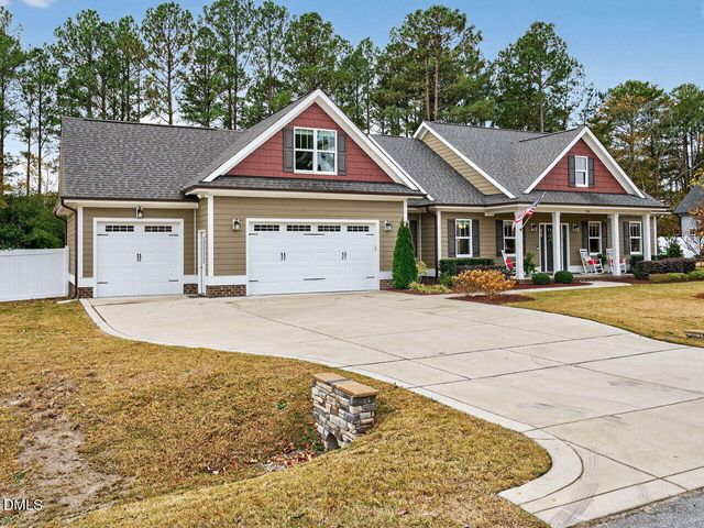 2324 Kingston Wood Drive, Fuquay Varina, NC 27526