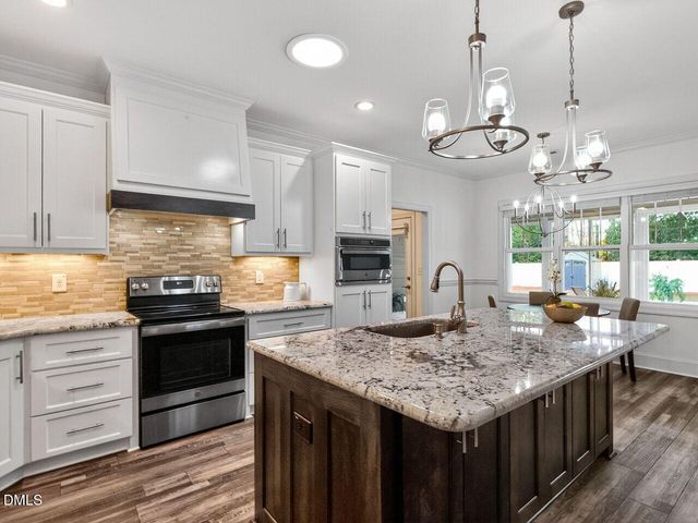 2324 Kingston Wood Drive, Fuquay Varina, NC 27526