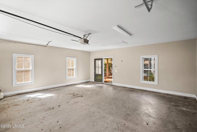 611 Huguenin Drive, Beaufort, SC 29902