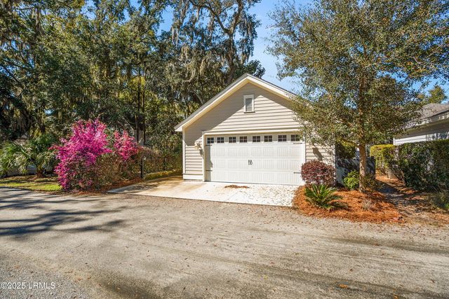 611 Huguenin Drive, Beaufort, SC 29902