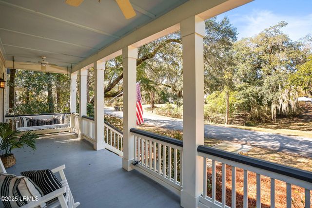611 Huguenin Drive, Beaufort, SC 29902