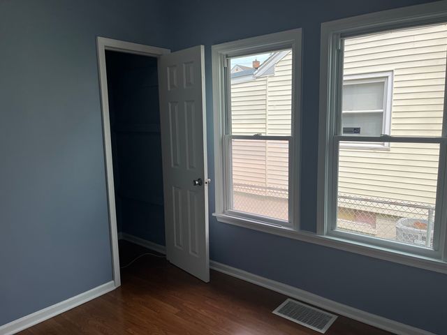 226 N Ohio Street, Aurora, IL 60505